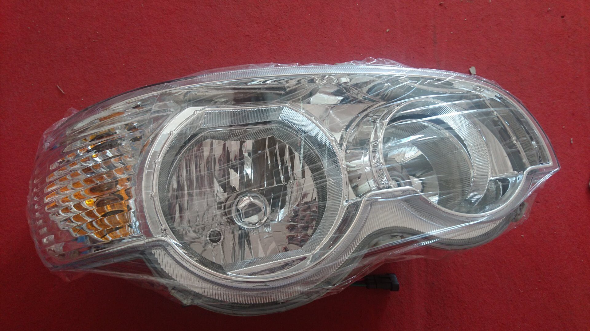Фара передняя правая JAC HK6120 4114111-72A