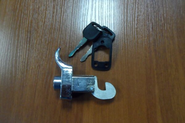 Замок люка багажного отсека 5923022-72A JAC HK6120