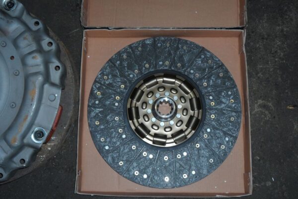 Диск сцепления ведомый JAC HK6120 1600020GA MFZ 430 1 3/4"