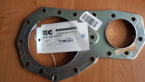 Крышка 6091303018/42568443 кпп ZF 16S151 IVECO