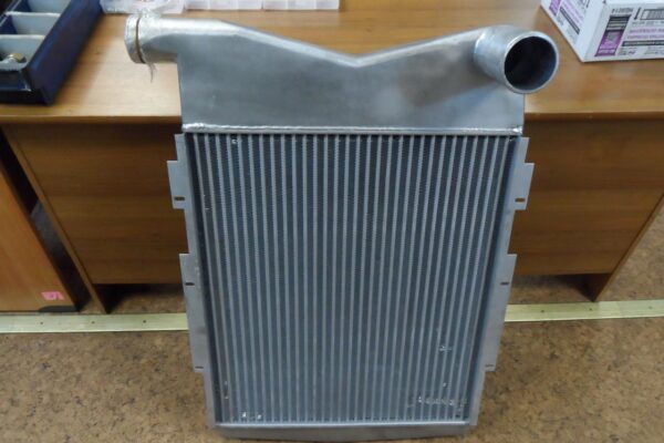 Интеркулер 1119-00003 YUTONG ZK6899 двс ISDE185-41