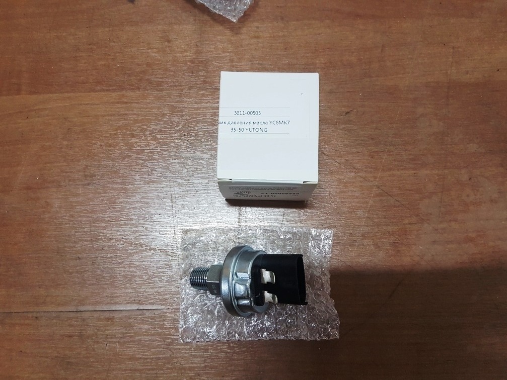 Датчик давления масла YC6MK735-50 YUTONG 3611-00505