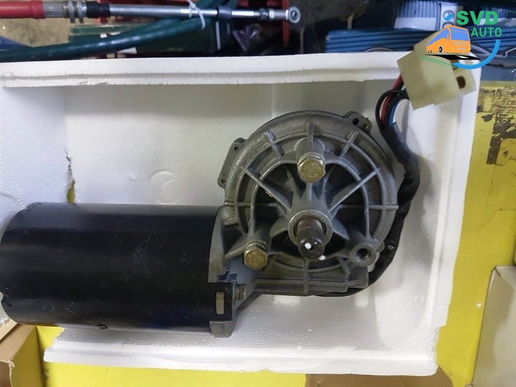 Мотор стеклоочистителя ZD2735/37V03-28501-1 180W 24V 5 контактов